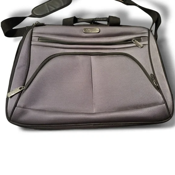 🚨3 for $15 Kenneth Cole Reaction Black Grey 17” Laptop Shoulder Bag  17”x13” - Picture 2 of 8